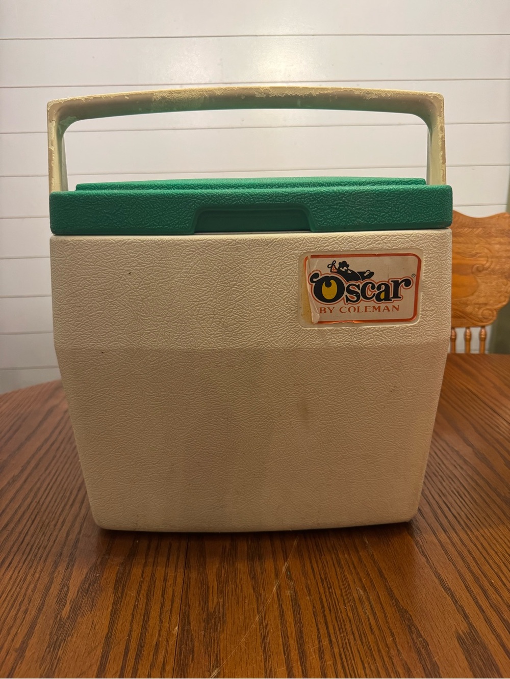 Vintage OSCAR By Coleman Cooler 16 Quart White w/ Green Lid #5274 Ice Chest